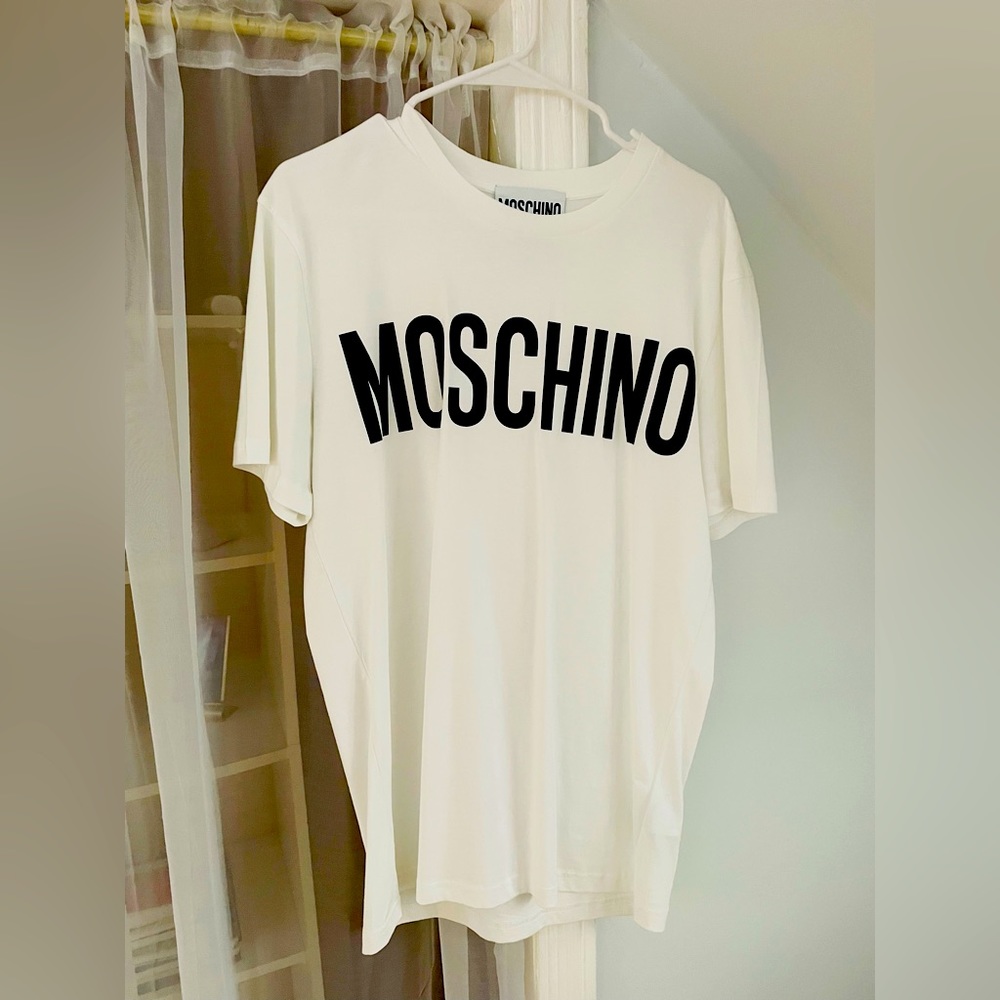 Moschino T-shirt